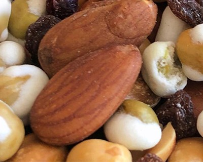 5 Ways Smart Conveyors Are Optimizing Nut Processing Lines in 2025